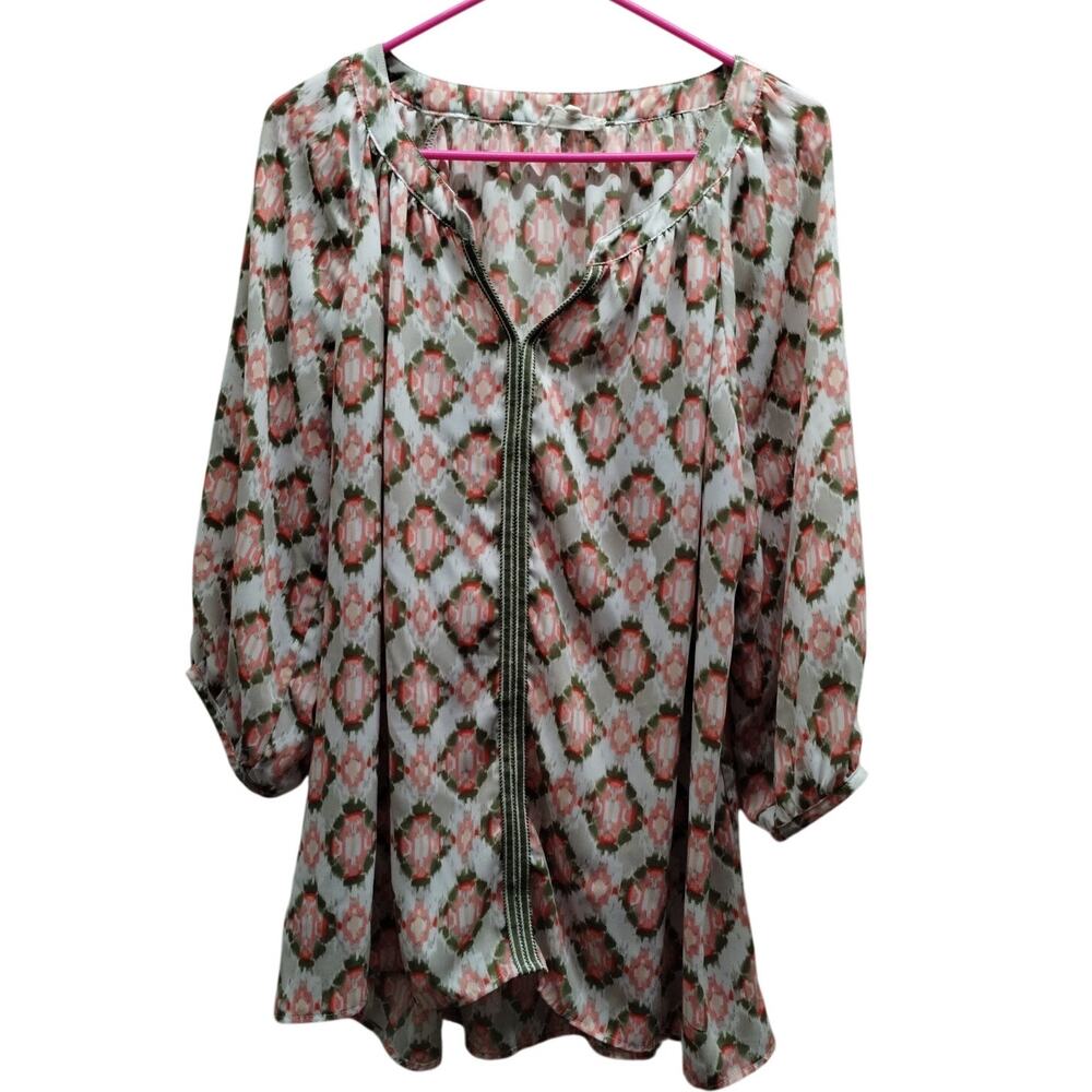 Dept 222 Women's Plus Size 1X Green Pink Ikat Boho 3/4 Sleeves Split Neck Top
